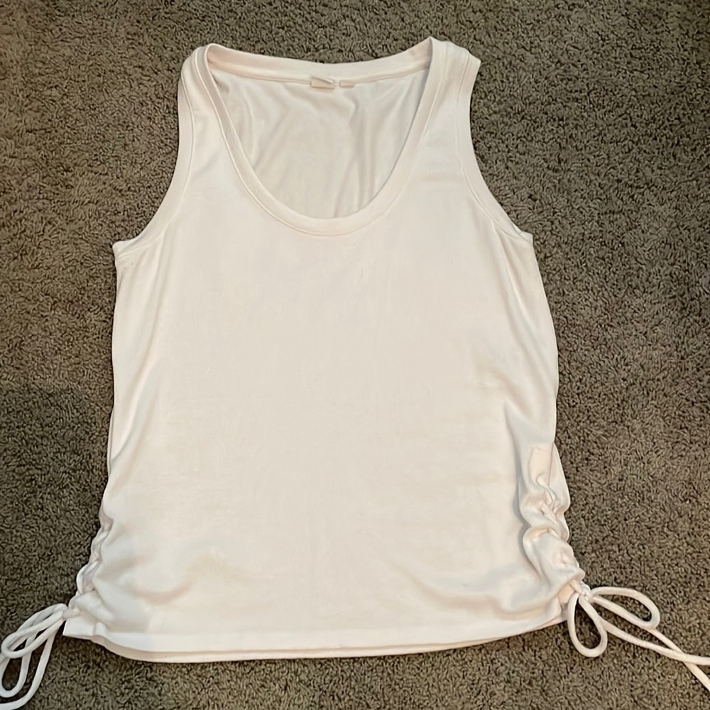 Gap sleeveless lightweight sweater with ties on sides